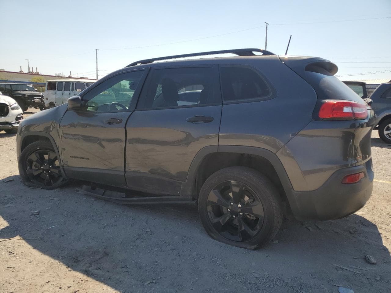 2017 Jeep Cherokee Sport - foto 2