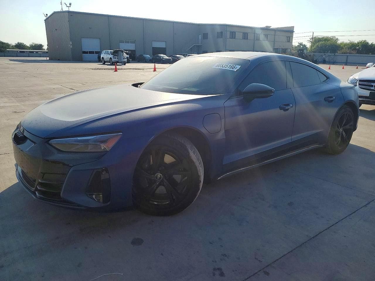 2022 Audi e-tron GT z USA