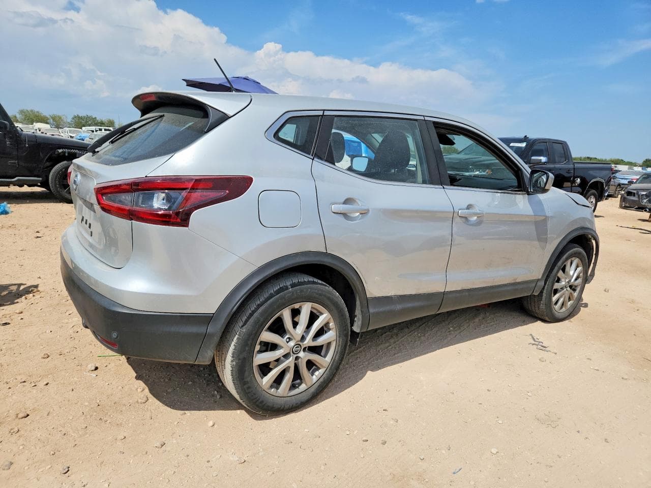 2022 Nissan Rogue S - foto 3