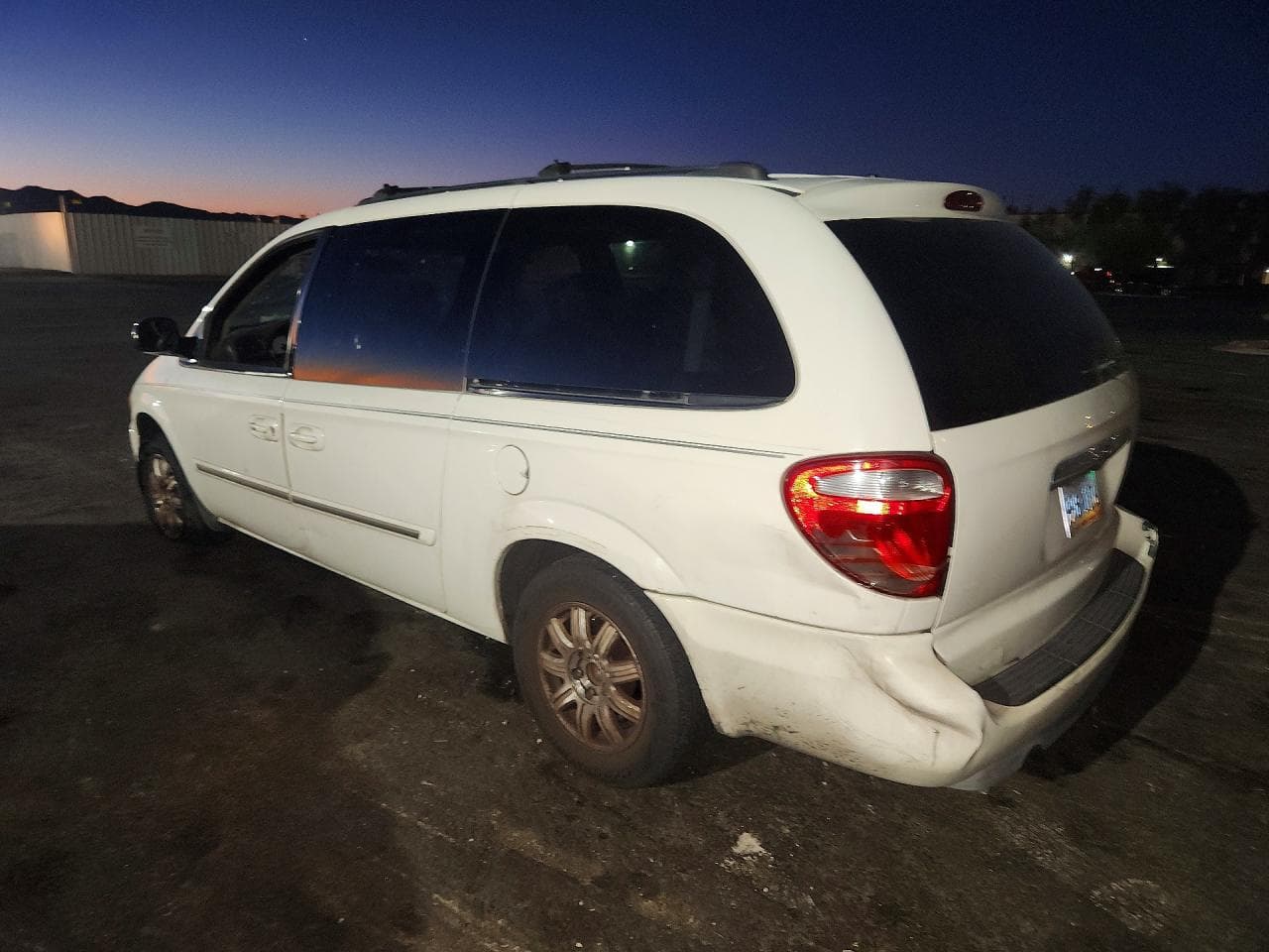 2006 Chrysler Town & Country Touring - foto 2
