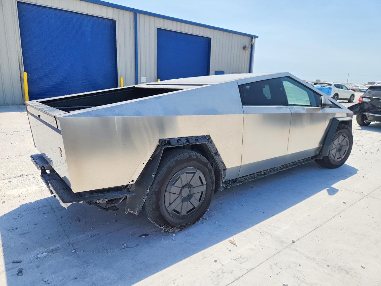 2025 Tesla Cybertruck - foto 3