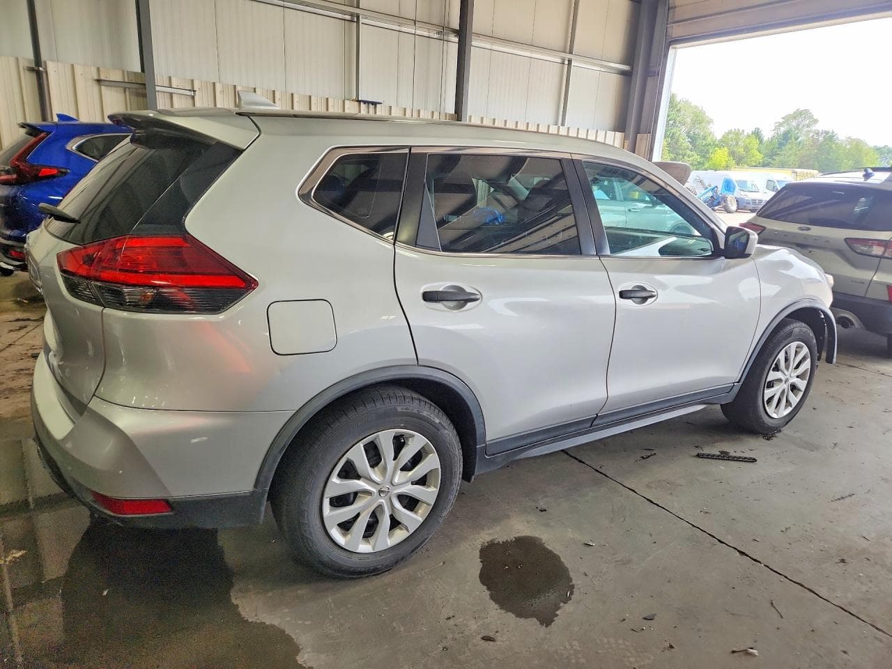 2017 Nissan Rogue S - foto 3