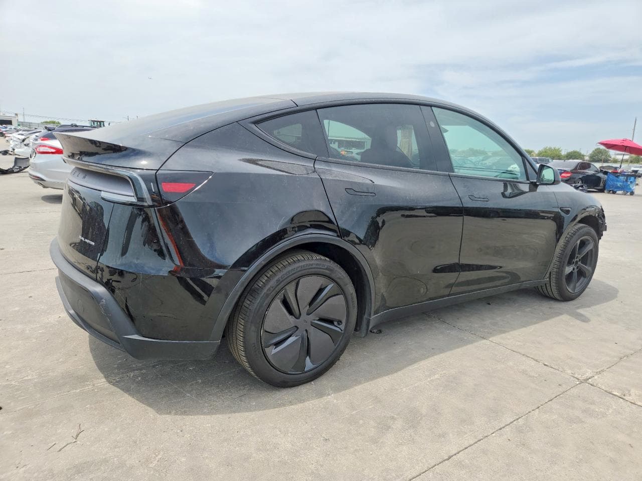 2026 Tesla Model Y - foto 3