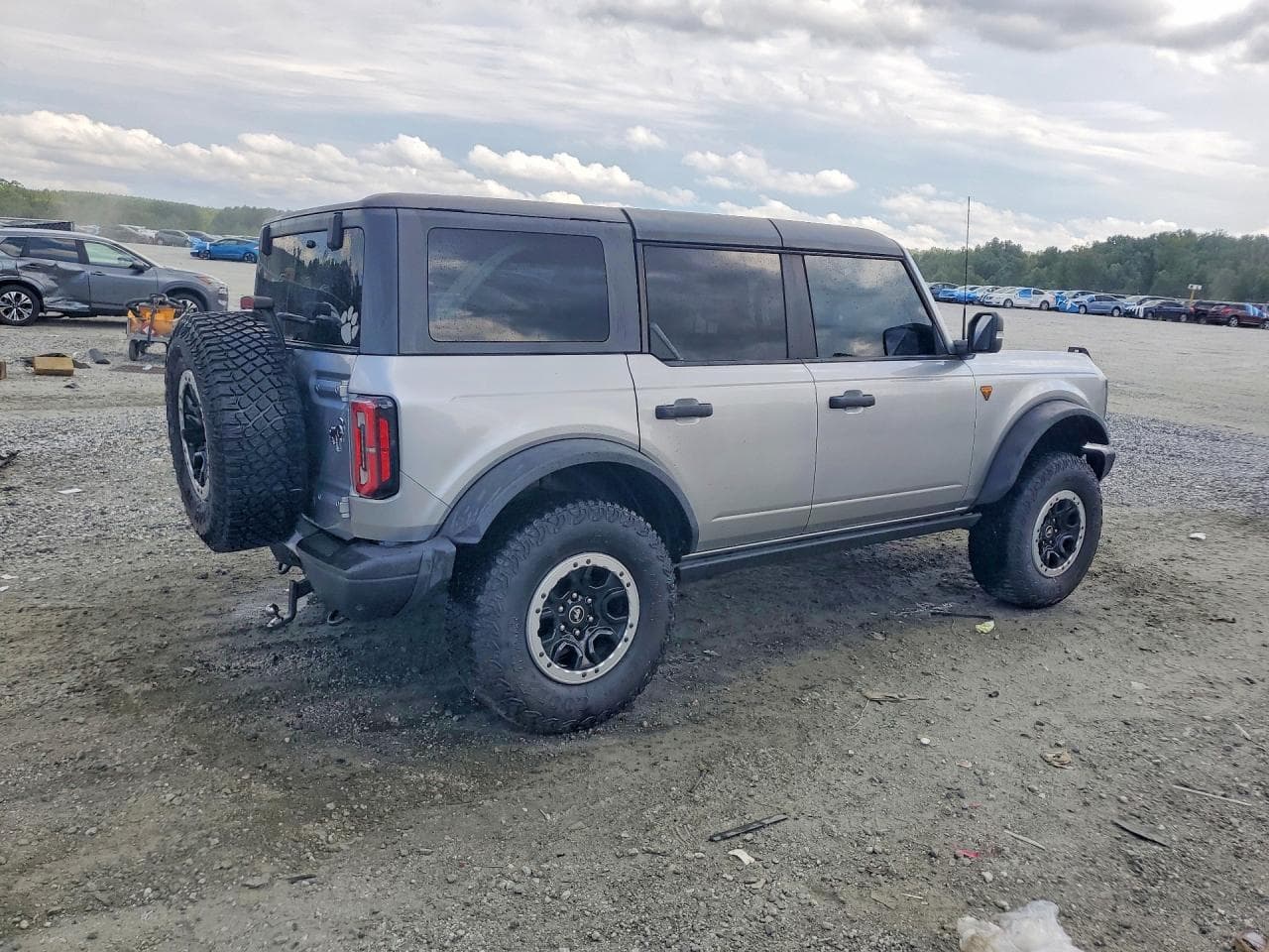 2023 Ford Bronco Base - foto 3