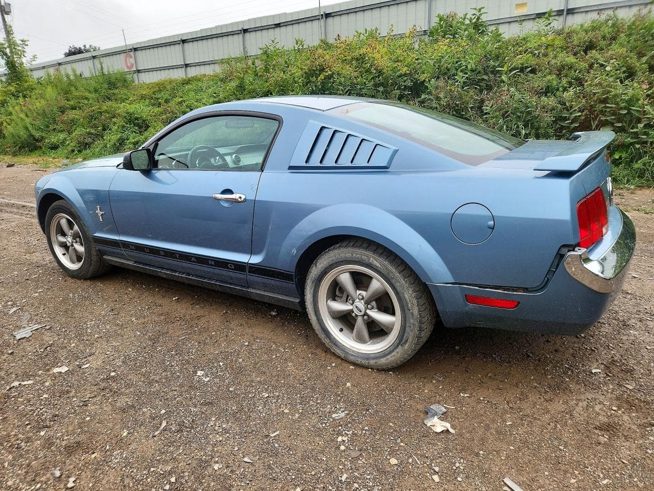 2006 Ford Mustang - foto 2