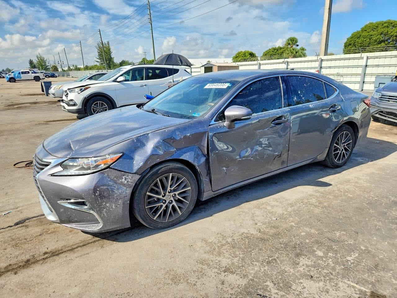 Lexus ES 2017 z USA