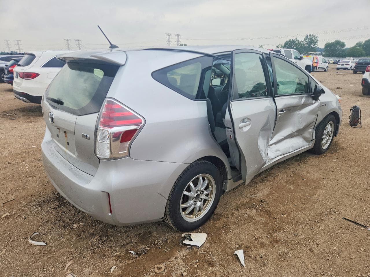 2017 Toyota Prius V Two - foto 3