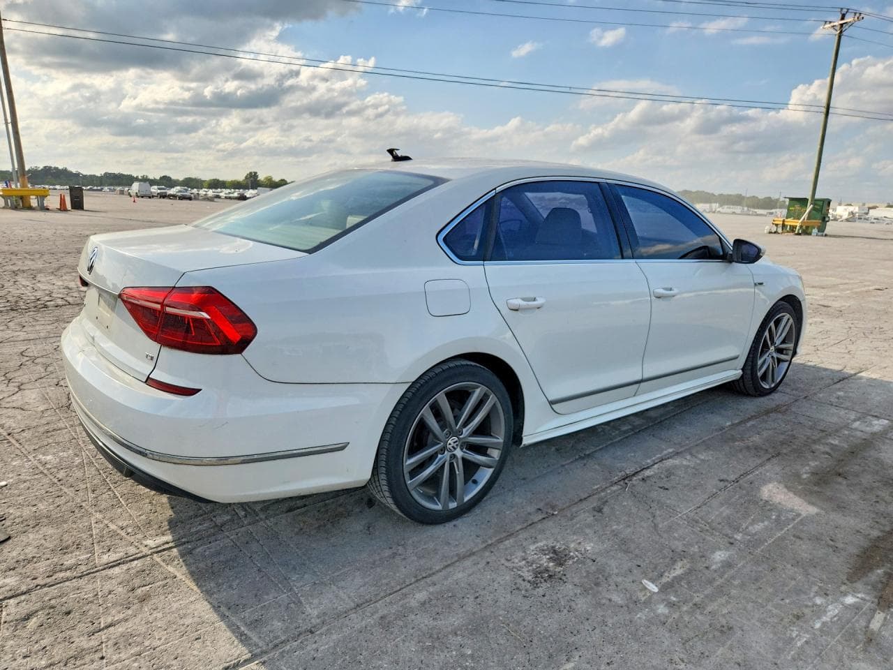 2017 Volkswagen Passat R-Line - foto 3