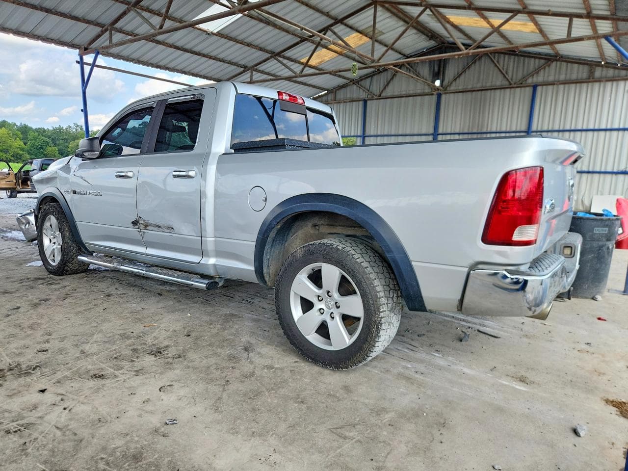 2011 Dodge Ram 1500 - foto 2