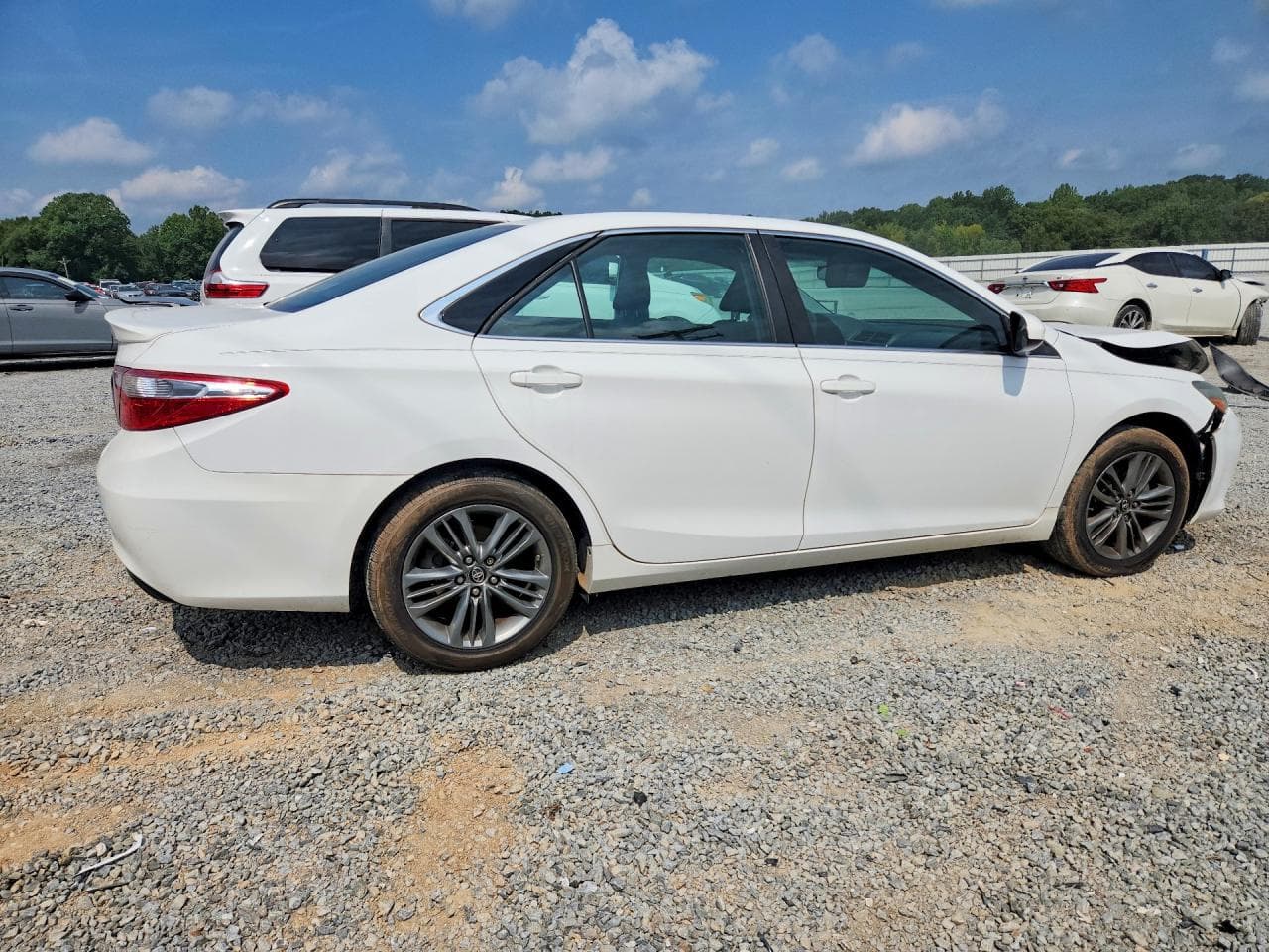 2017 Toyota Camry Se - foto 3