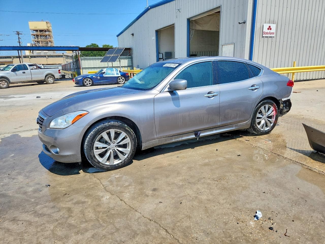 Infiniti M 2013 z USA