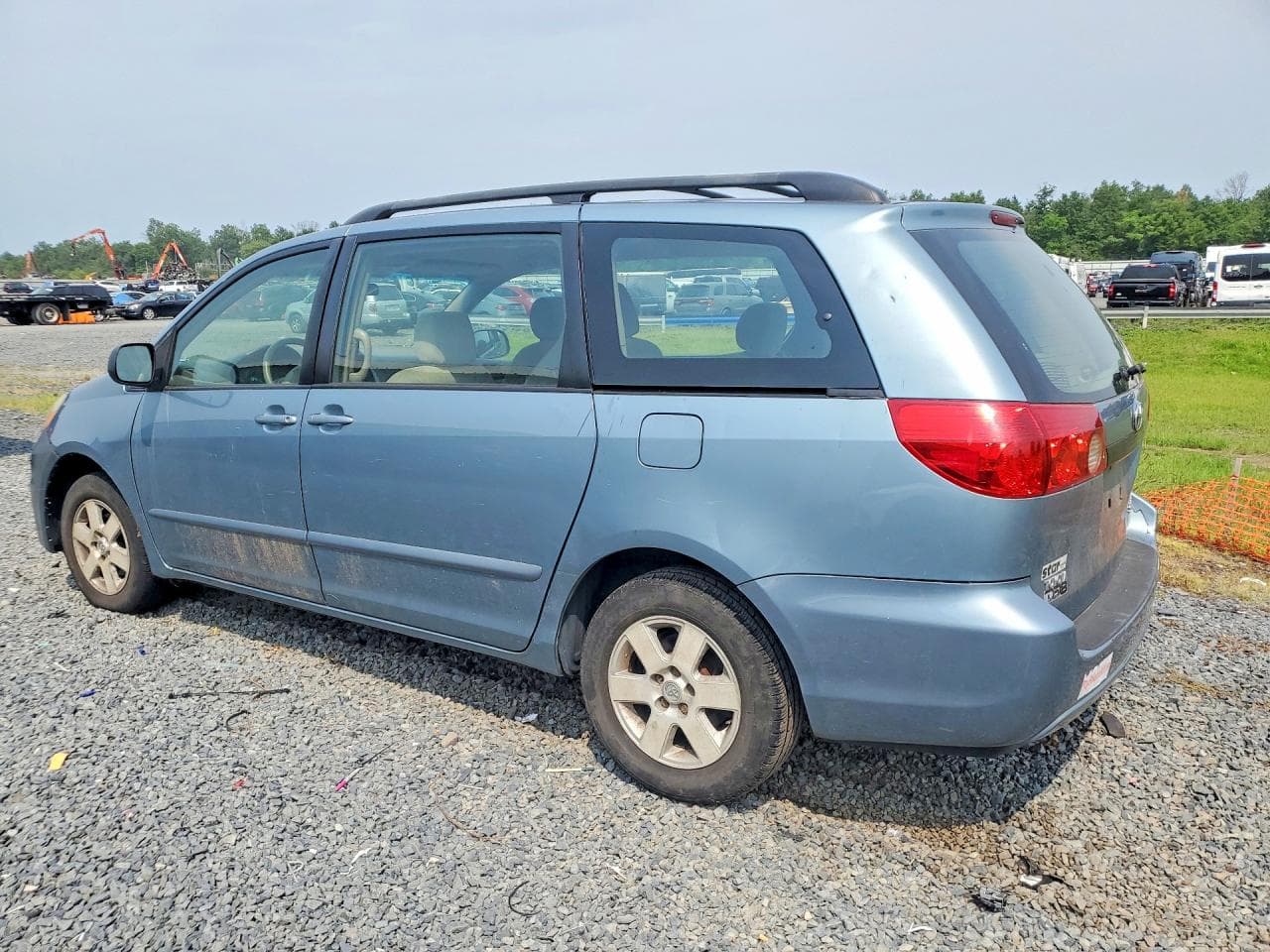 2008 Toyota Sienna Ce 7-Passenger - foto 2