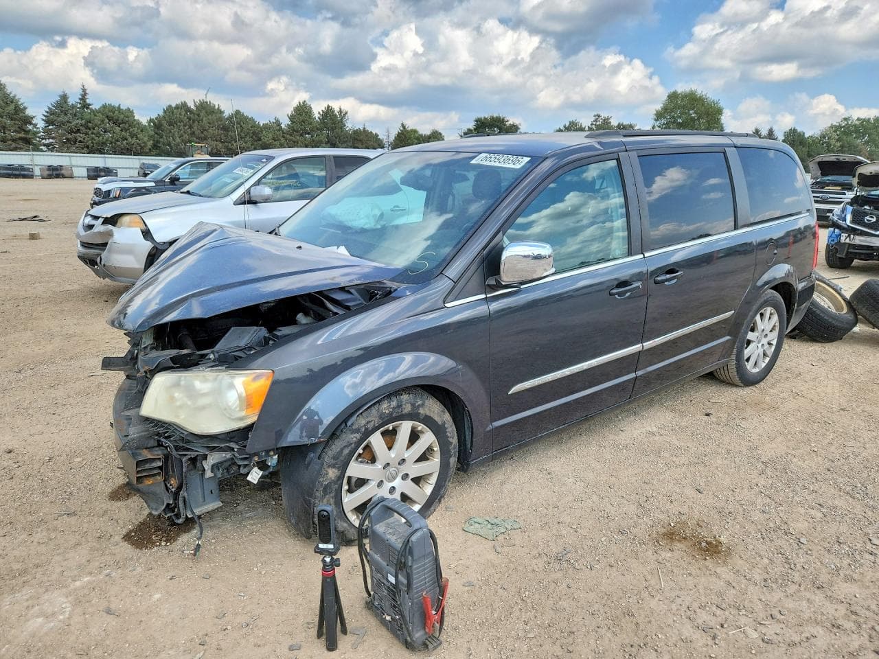 2011 Chrysler Town & Country Touring L