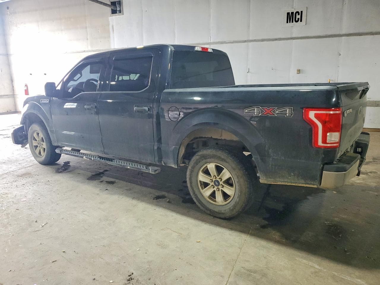 2015 Ford F150 Supercrew - foto 2