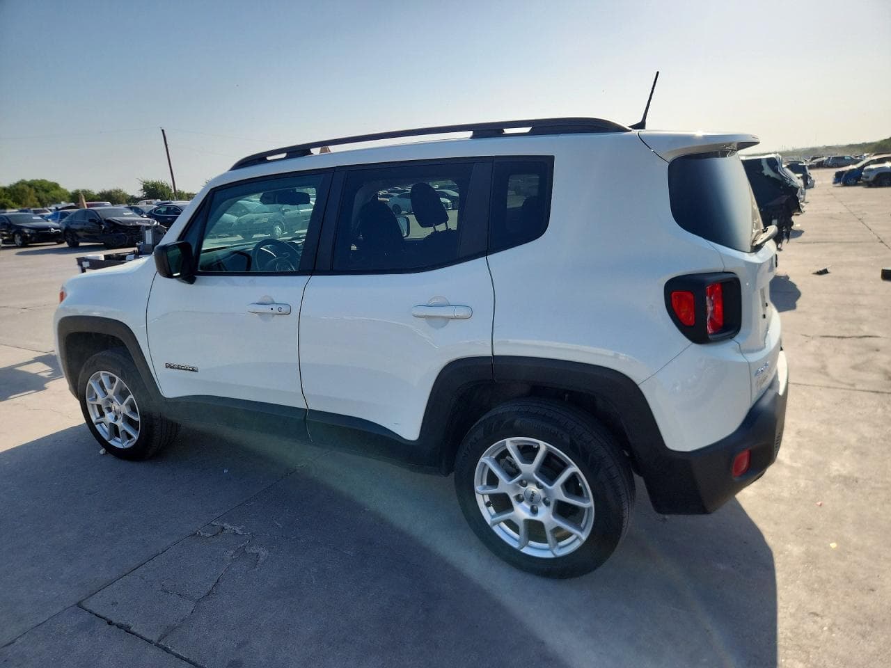 2022 Jeep Renegade Latitude - foto 2