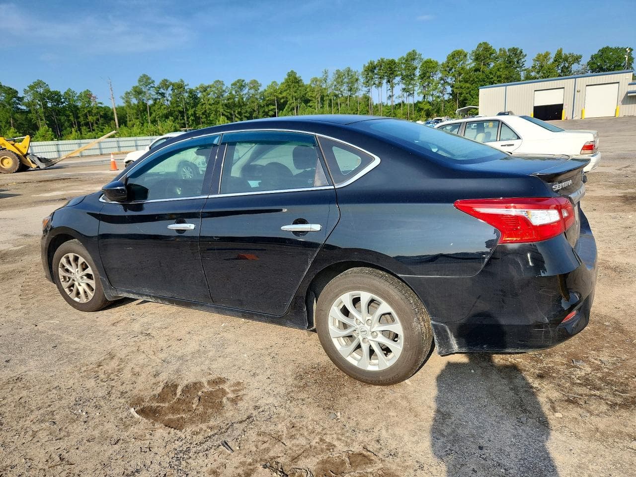 2019 Nissan Sentra S - foto 2