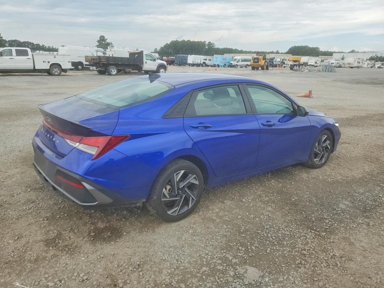 2025 Hyundai Elantra Sel Sport - foto 3