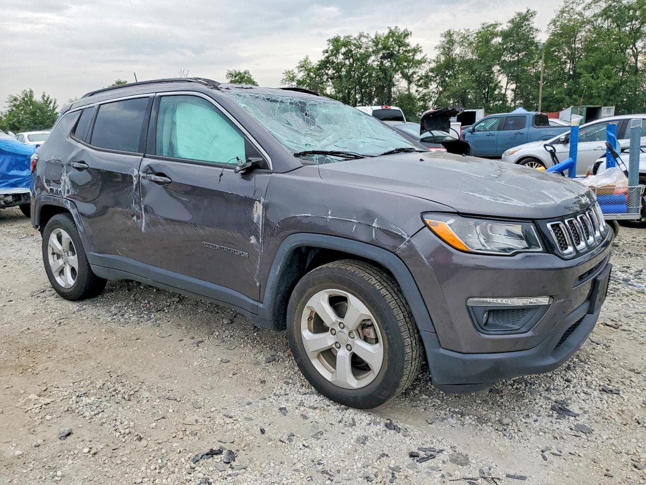 2021 Jeep Compass Latitude - foto 4