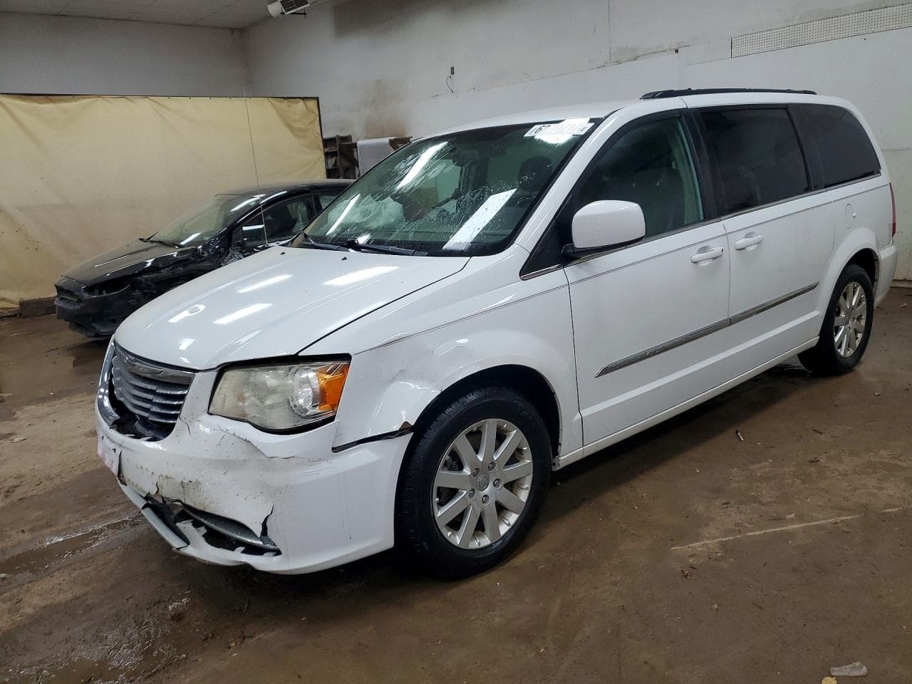 2013 Chrysler Town & Country Touring