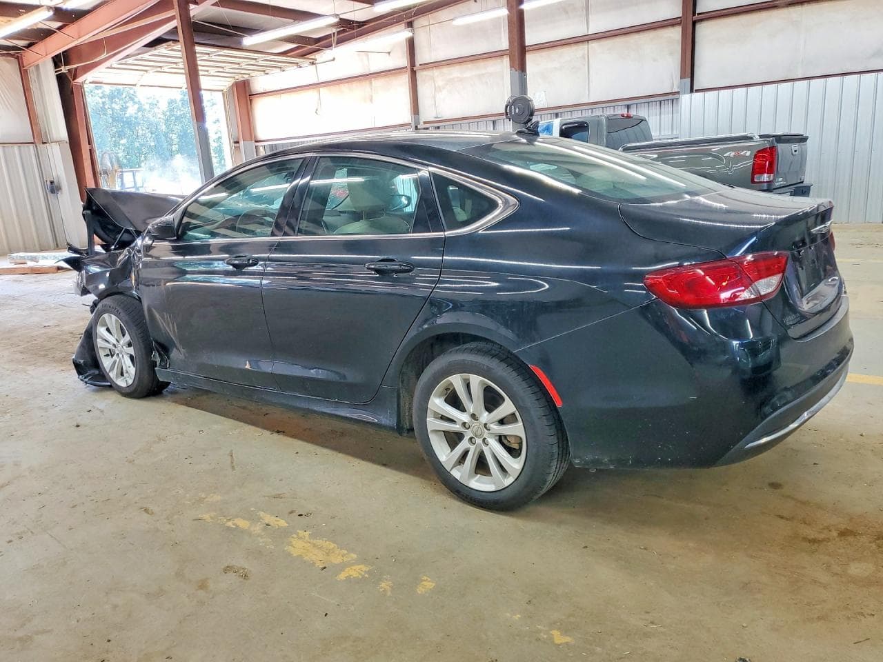 2016 Chrysler 200 Limited - foto 2