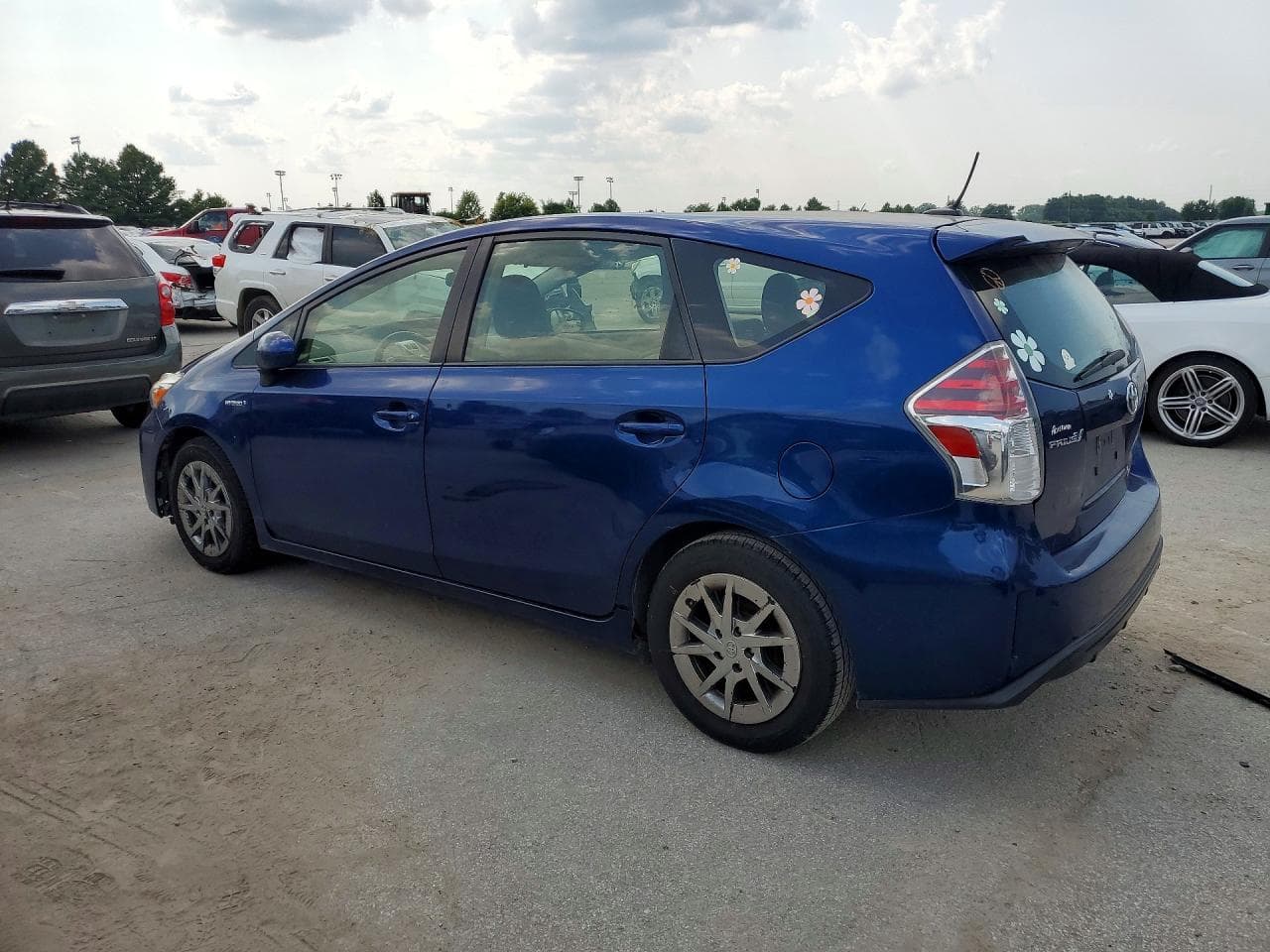 2015 Toyota Prius V Three - foto 2