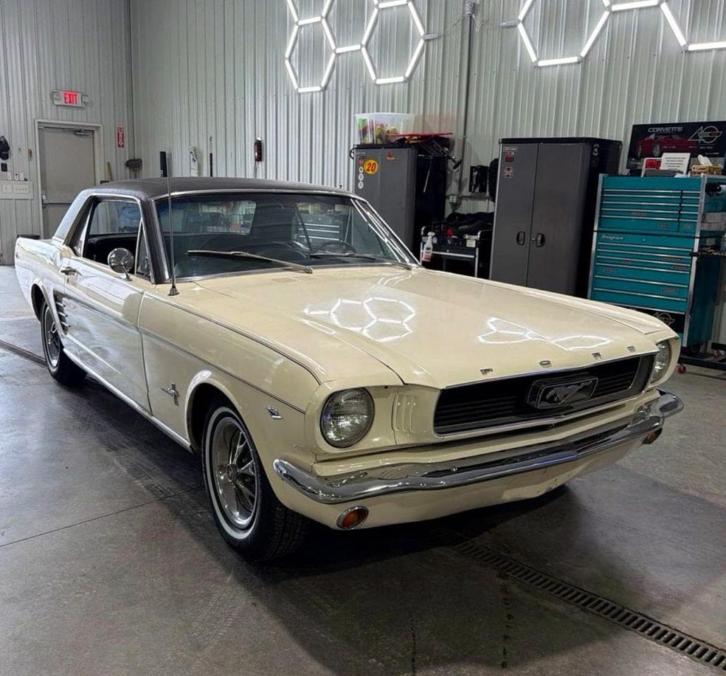 1966 Ford Mustang Base