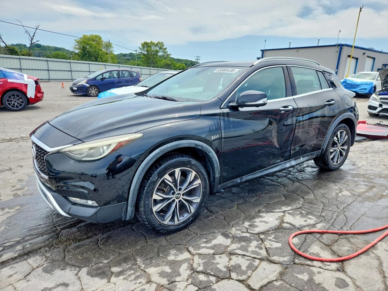 Infiniti QX30 2017 z USA