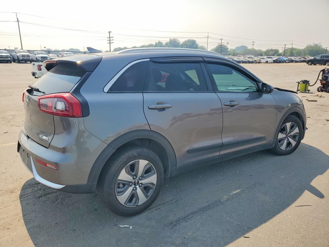 2017 Kia Niro Lx - foto 3