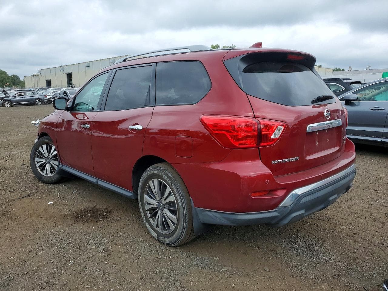 2019 Nissan Pathfinder Sv - foto 2