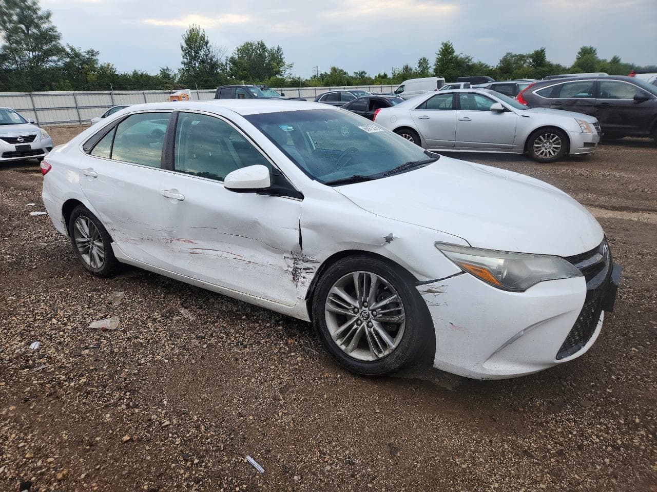 2016 Toyota Camry Se - foto 4