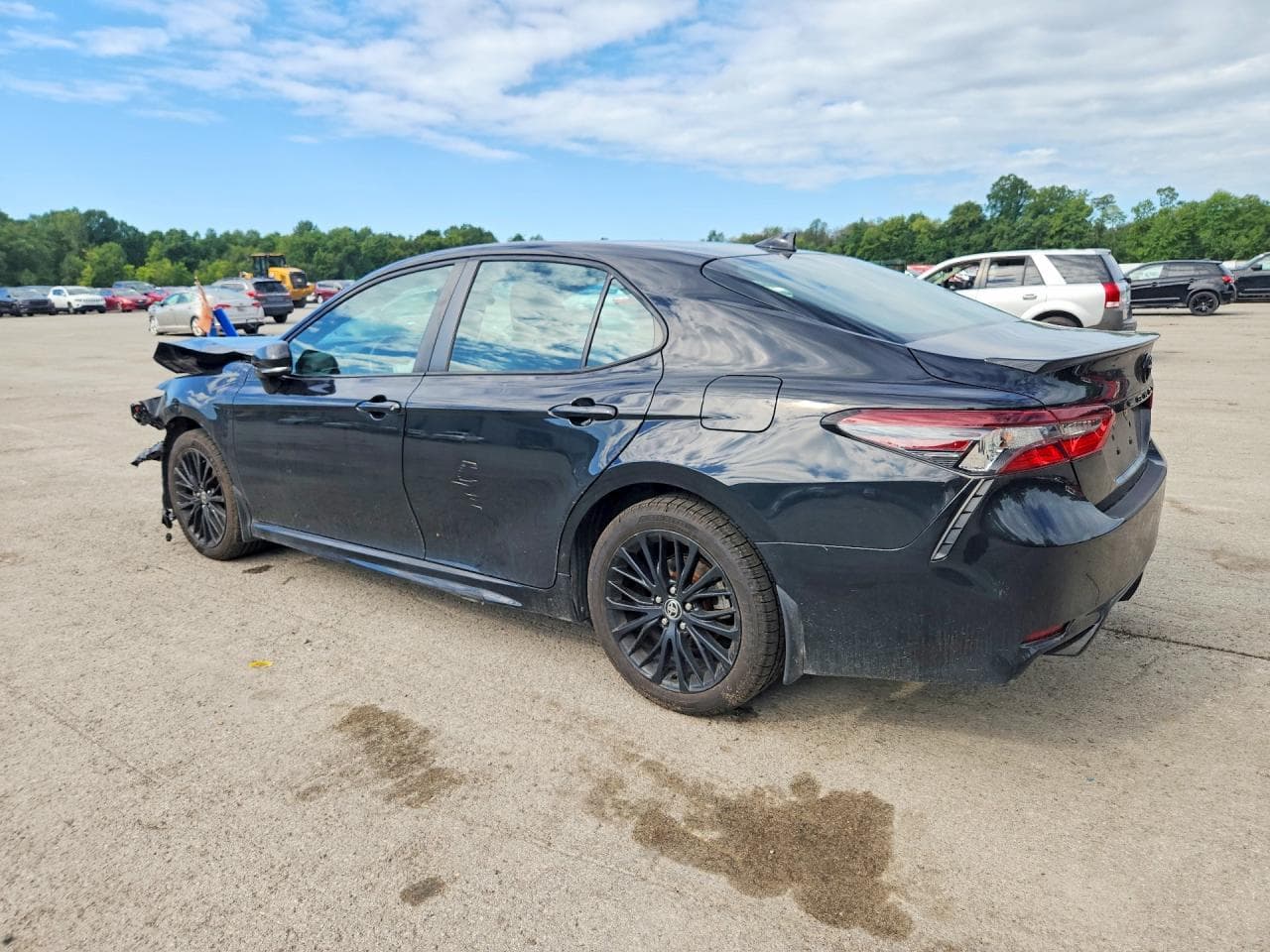 2022 Toyota Camry Se Nightshade - foto 2