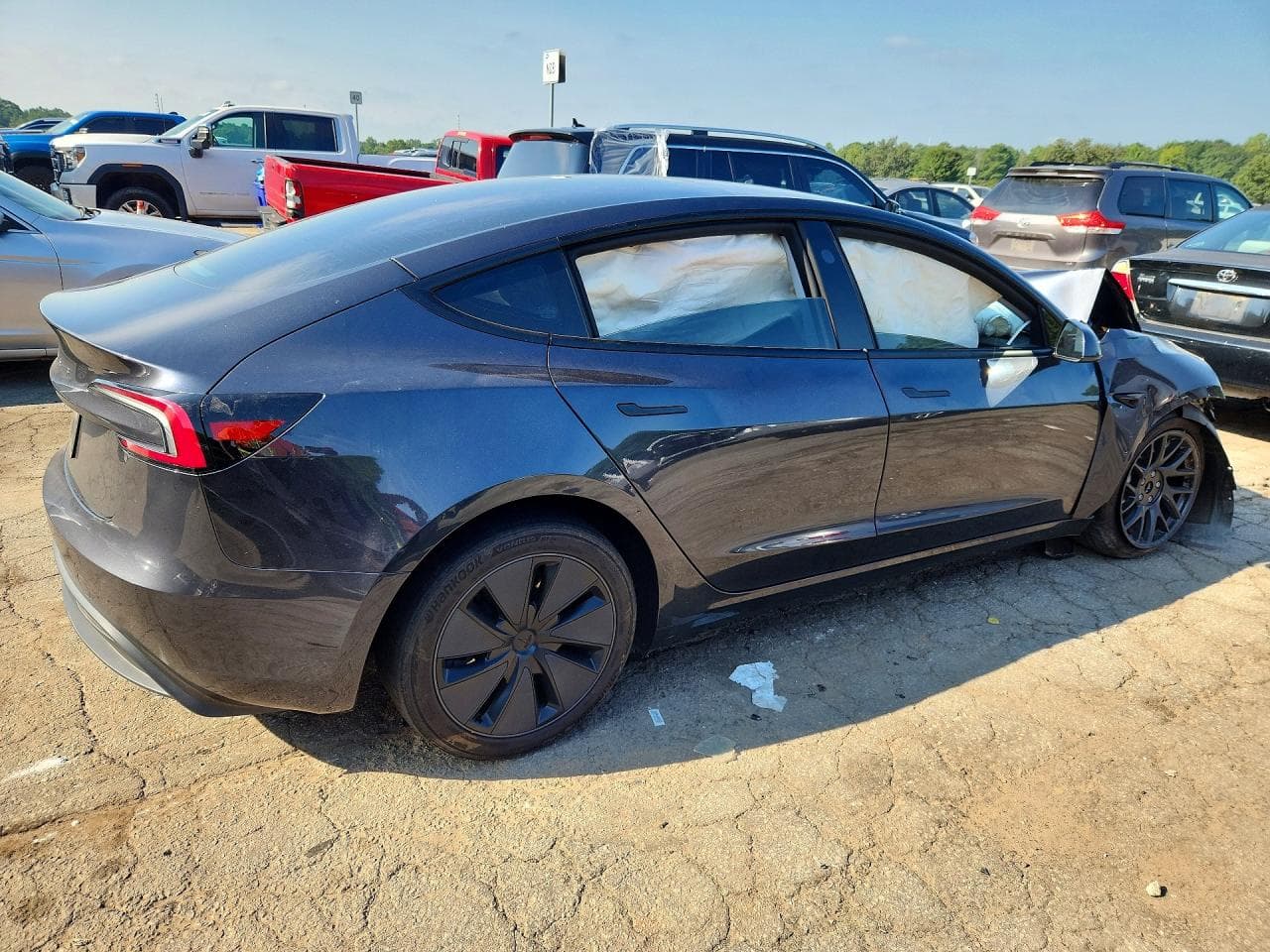 2024 Tesla Model 3 - foto 3