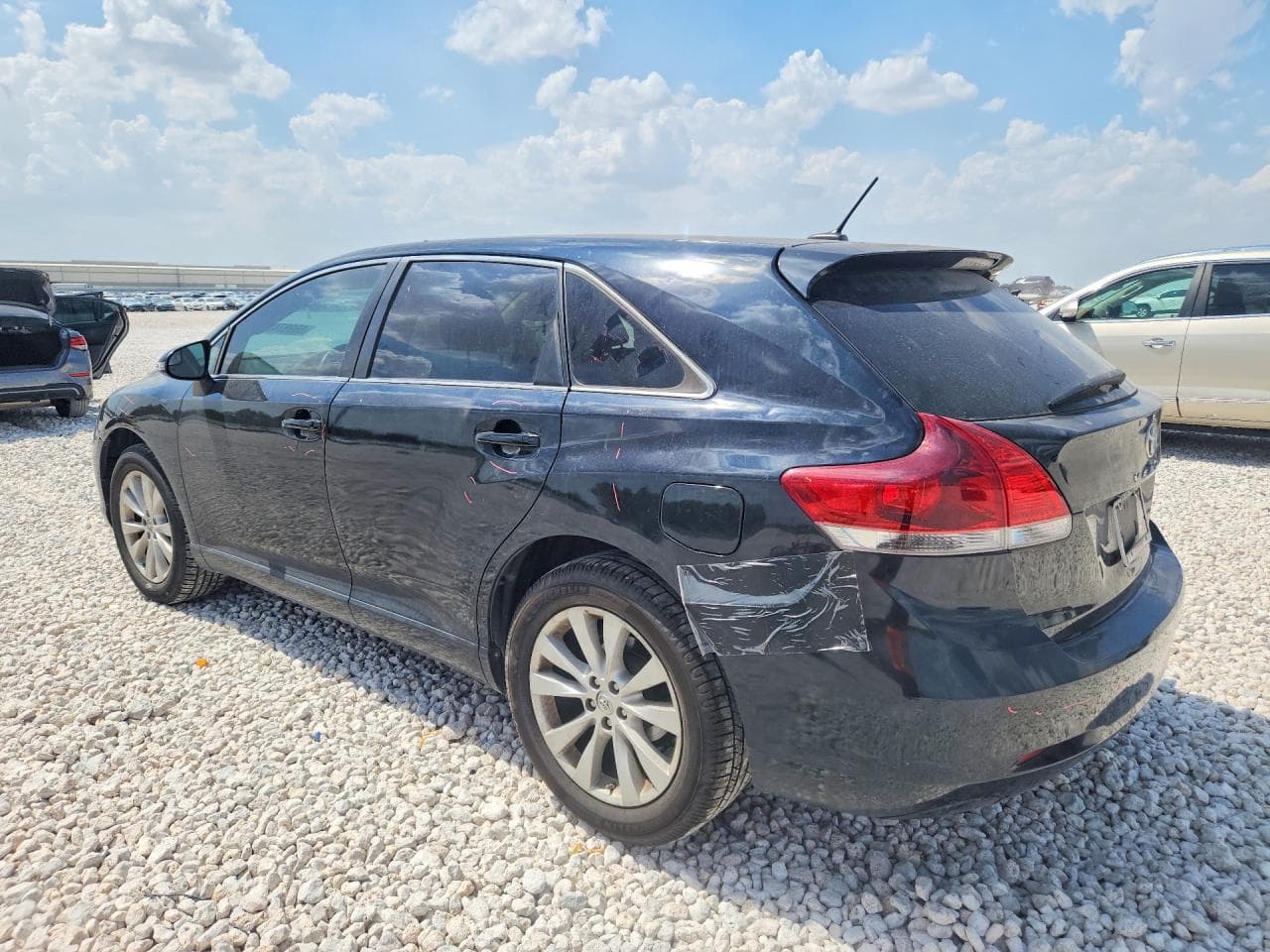 2015 Toyota Venza Le - foto 2