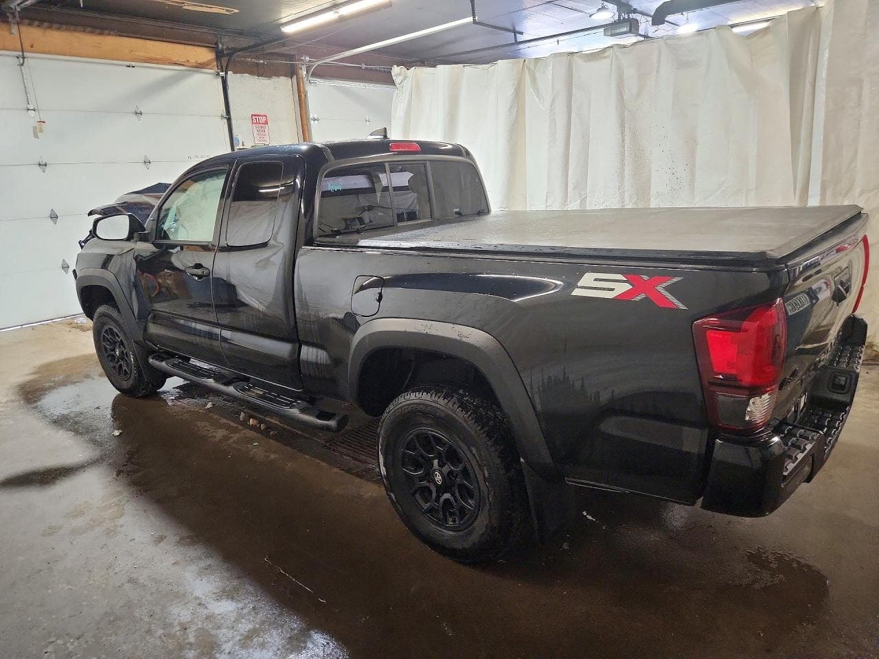 2021 Toyota Tacoma Sr - foto 2