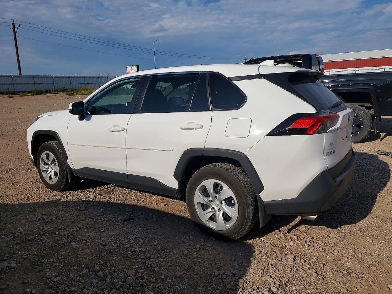 2024 Toyota Rav4 Le - foto 2