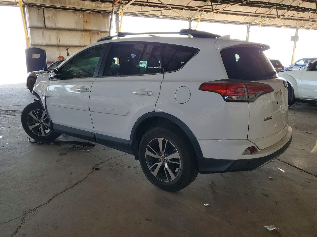 2017 Toyota Rav4 Xle - foto 2