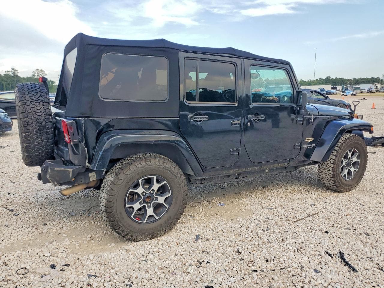2013 Jeep Wrangler Unlimited Sahara - foto 3
