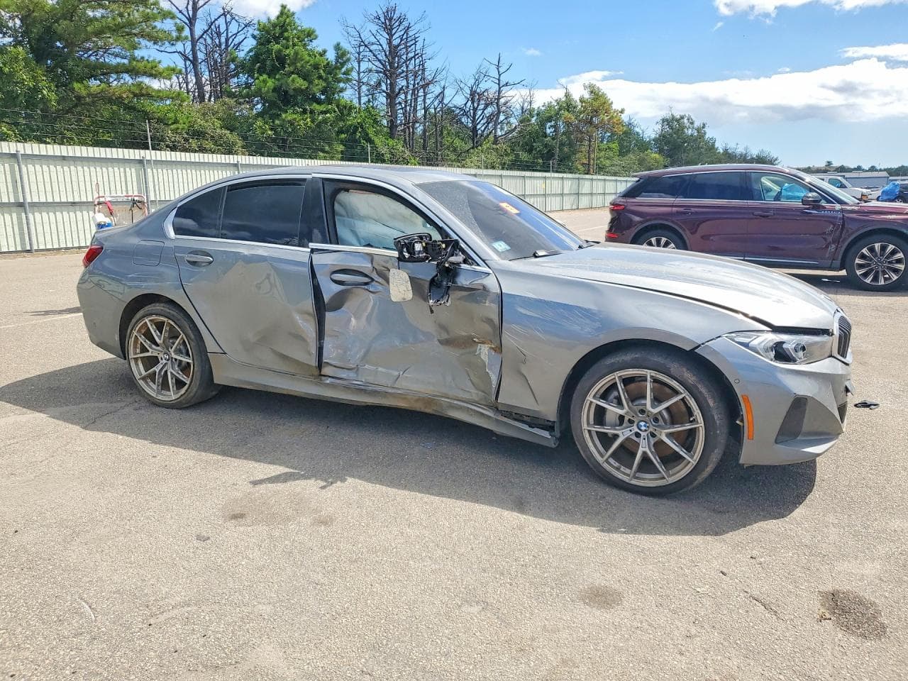 2025 BMW 330Xi - foto 4