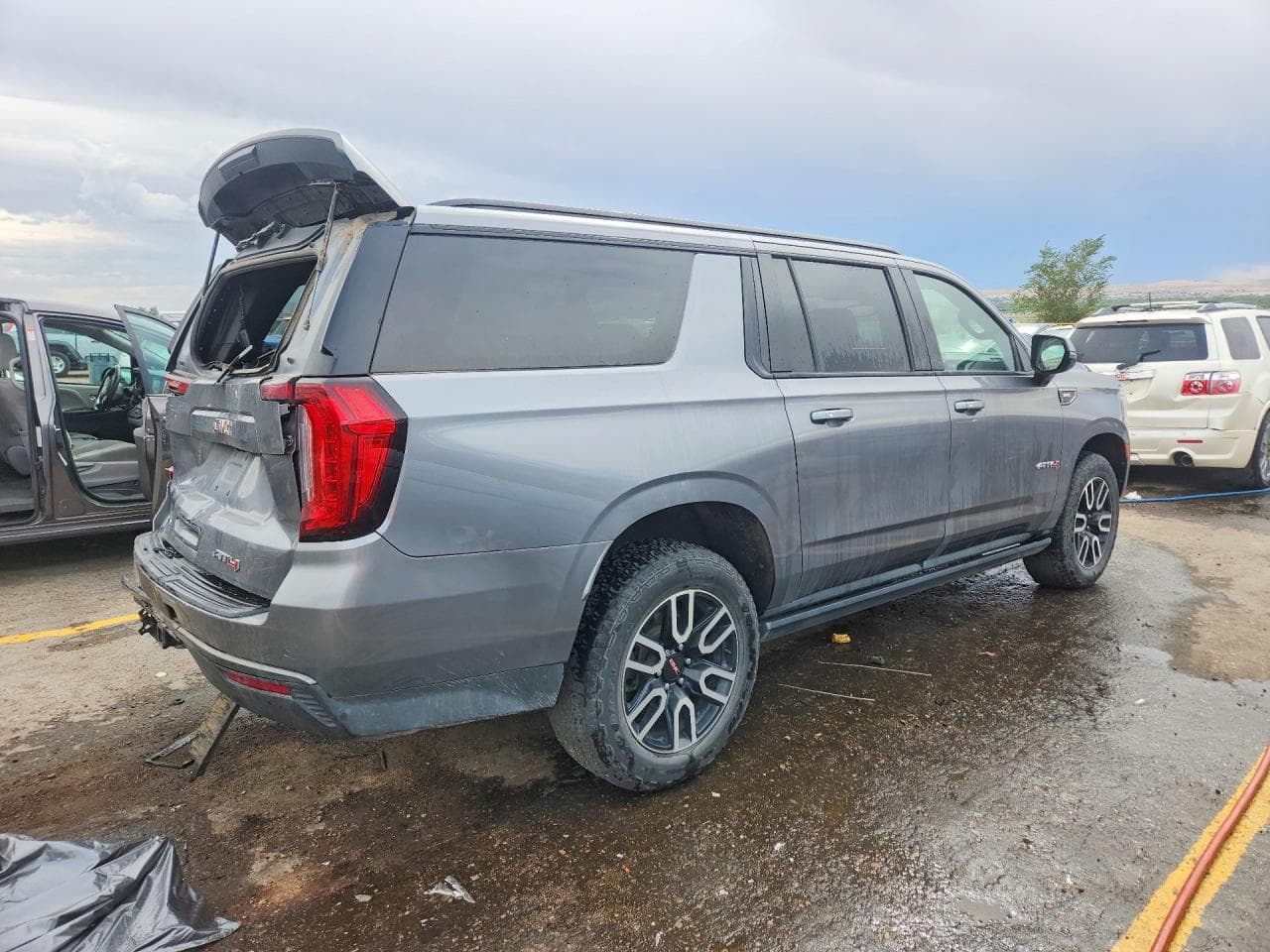 2021 GMC Yukon Xl K1500 At4 - foto 3