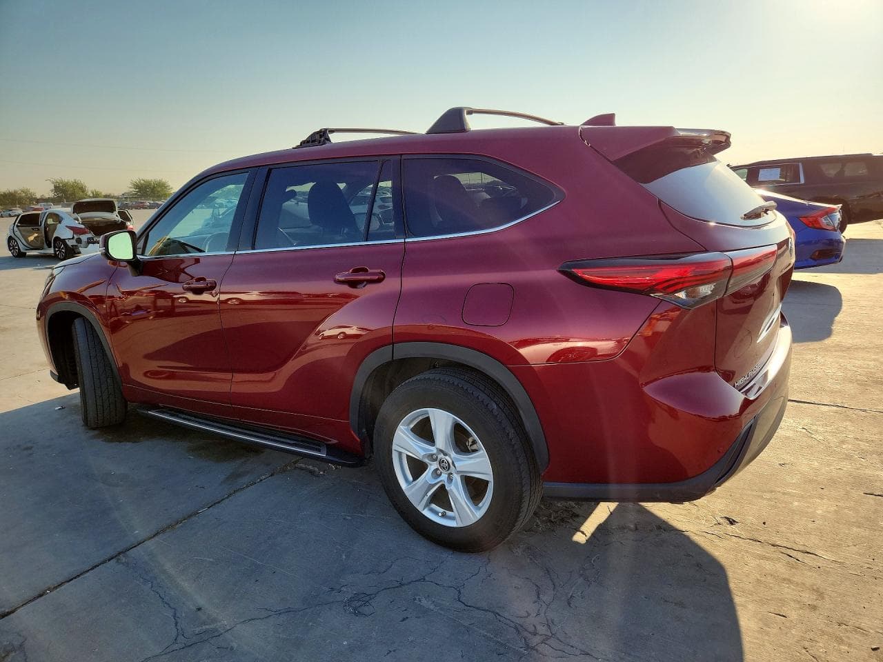 2021 Toyota Highlander Le - foto 2