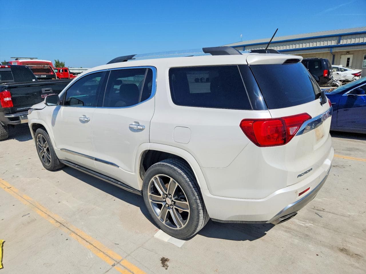 2019 GMC Acadia Denali - foto 2