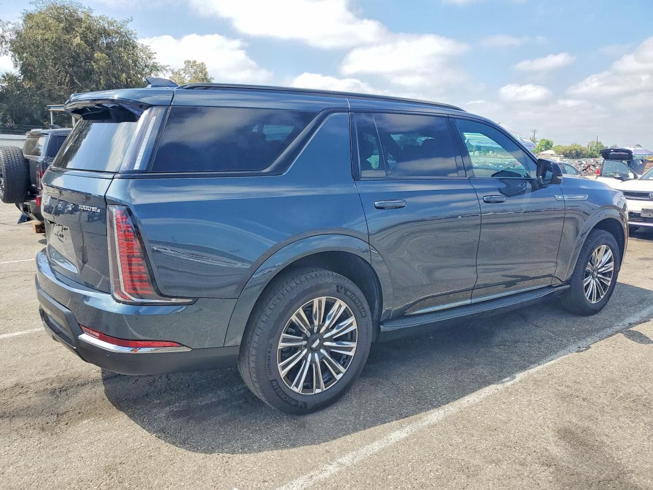 2026 Cadillac Escalade Iq L Sport-1 - foto 3
