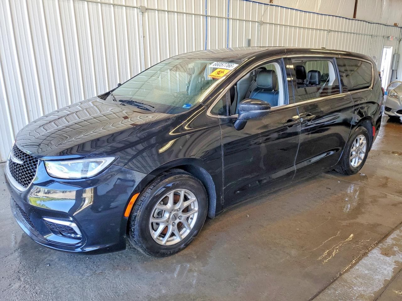 Chrysler Pacifica 2023 z USA