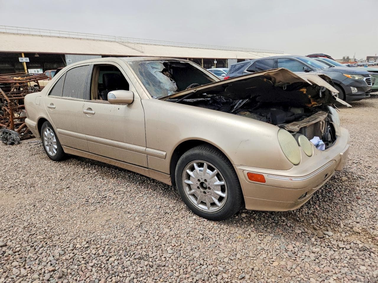2000 Mercedes-Benz E 320 - foto 4