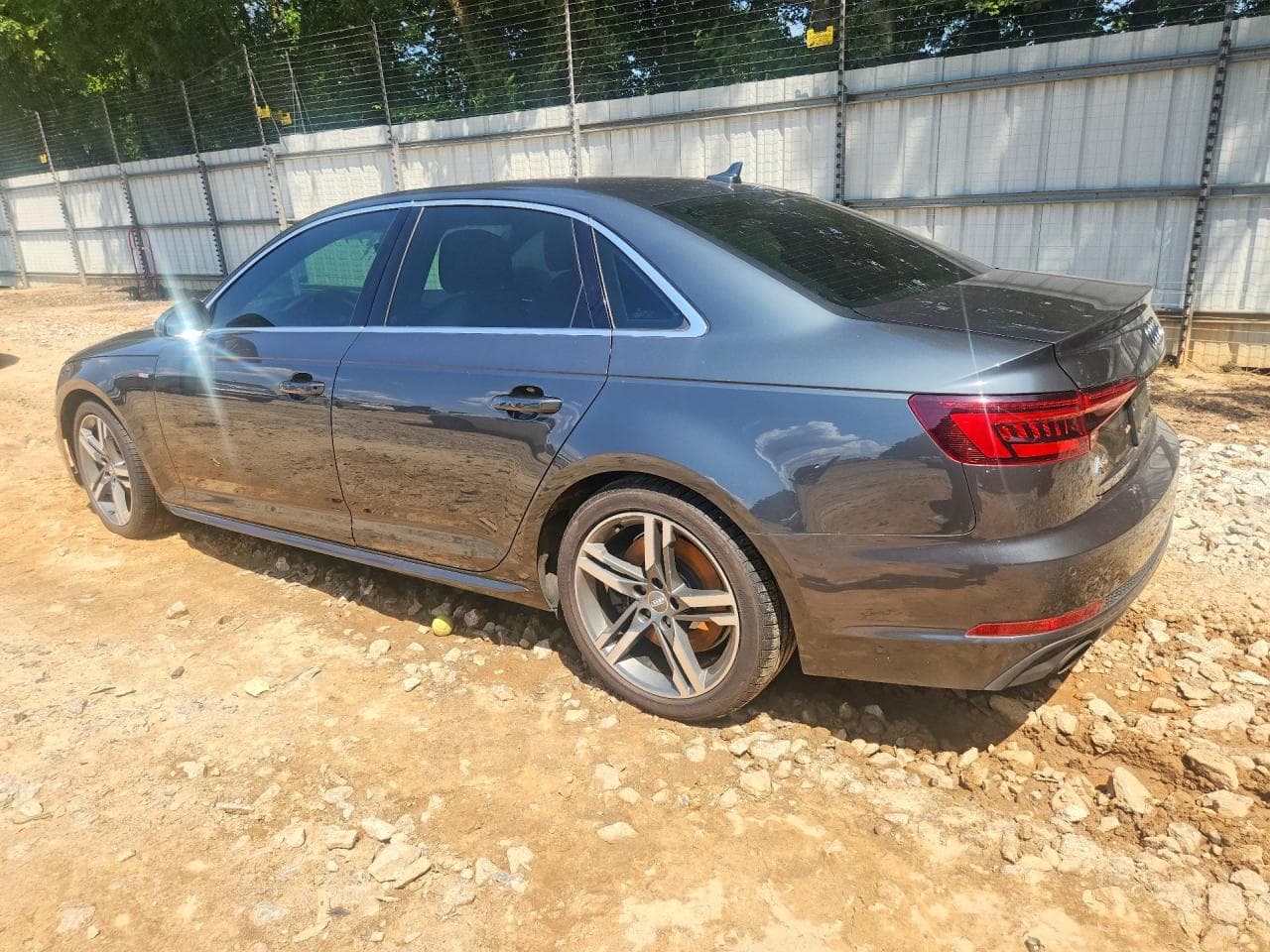 2018 Audi A4 Premium Plus - foto 2