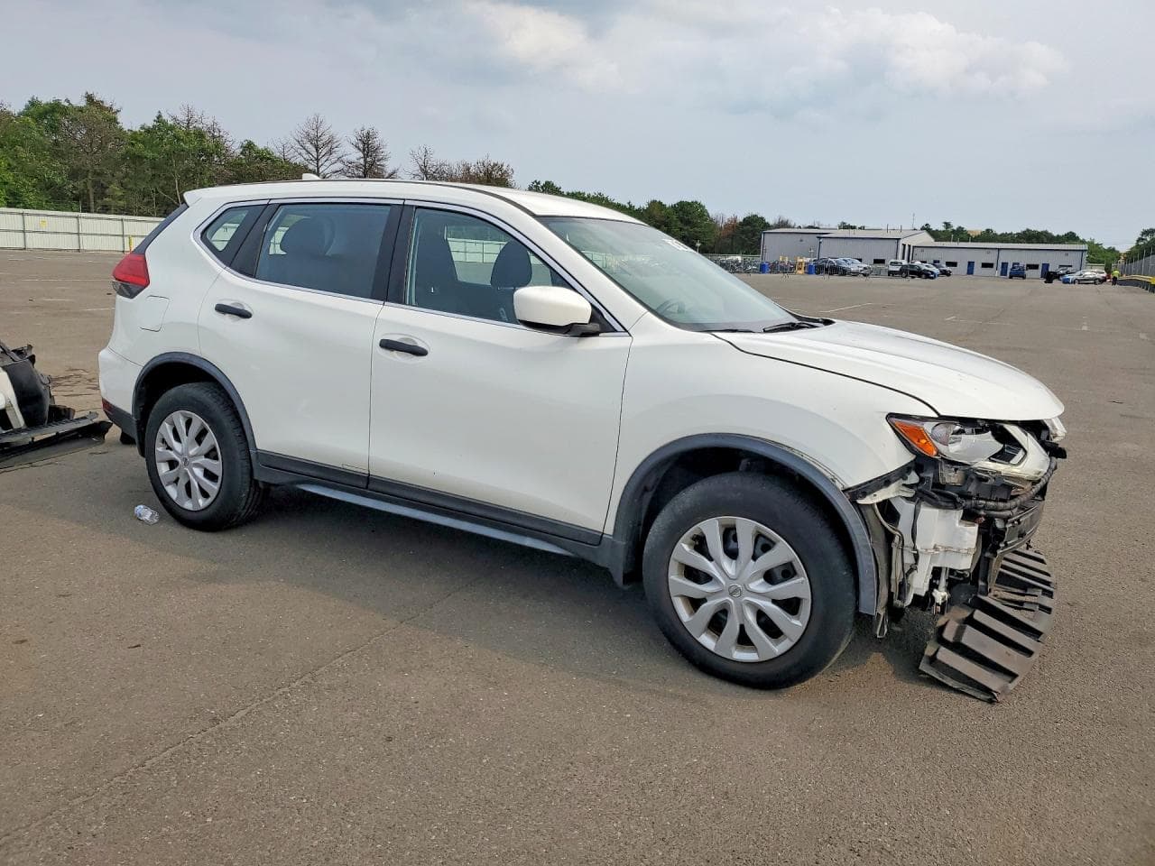 2017 Nissan Rogue S - foto 4