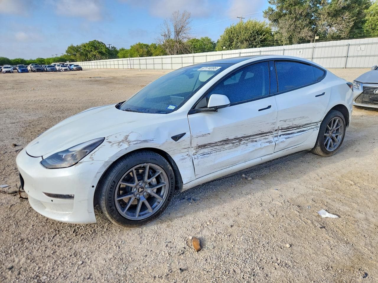Tesla Model 3 2022 z USA