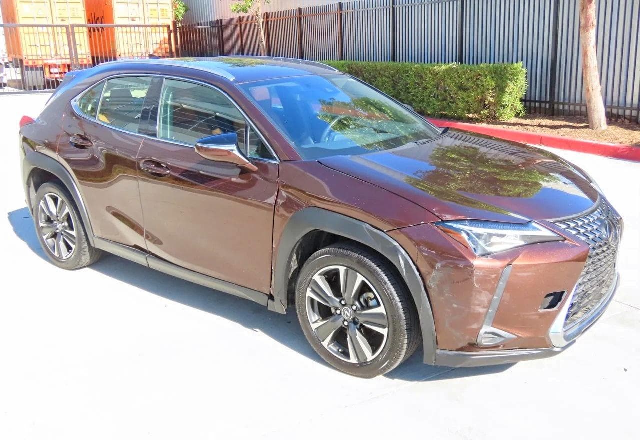 Lexus UX 2019 z USA