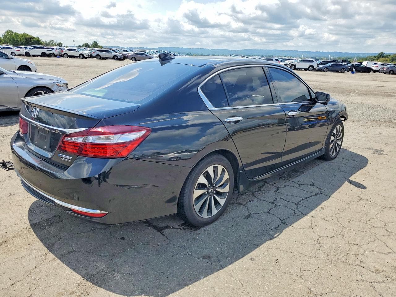 2017 Honda Accord Touring Hybrid - foto 3