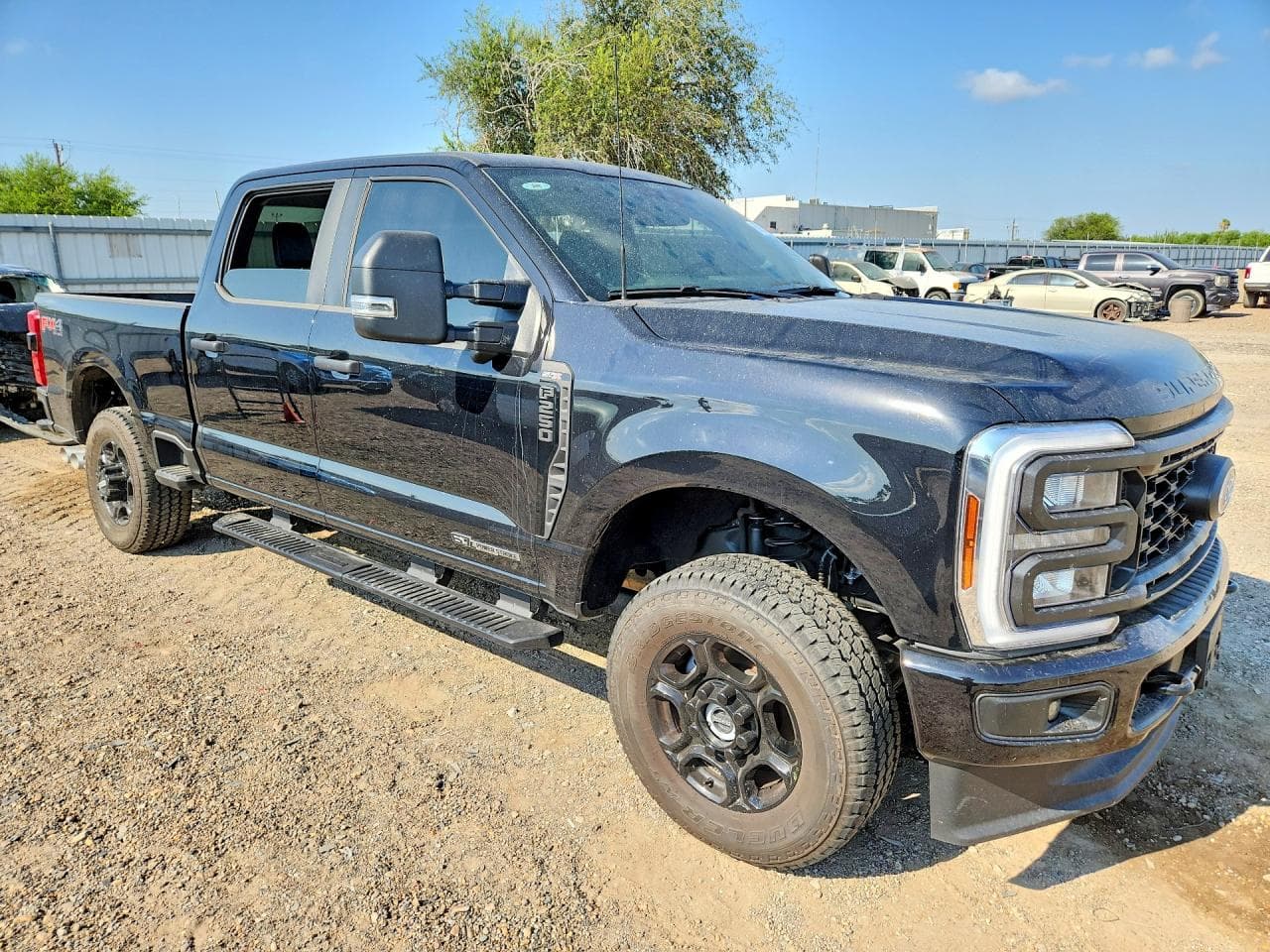 2025 Ford F250 Super Duty - foto 4